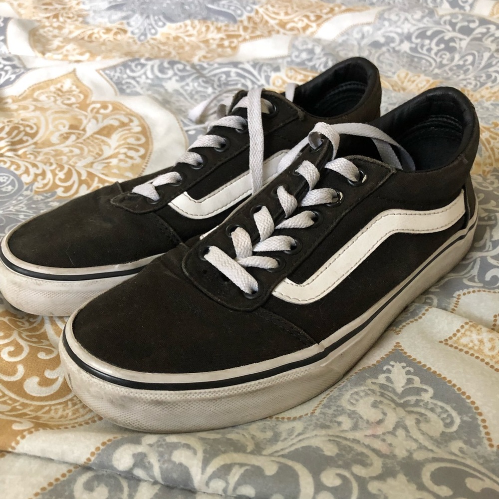 Used old skool vans